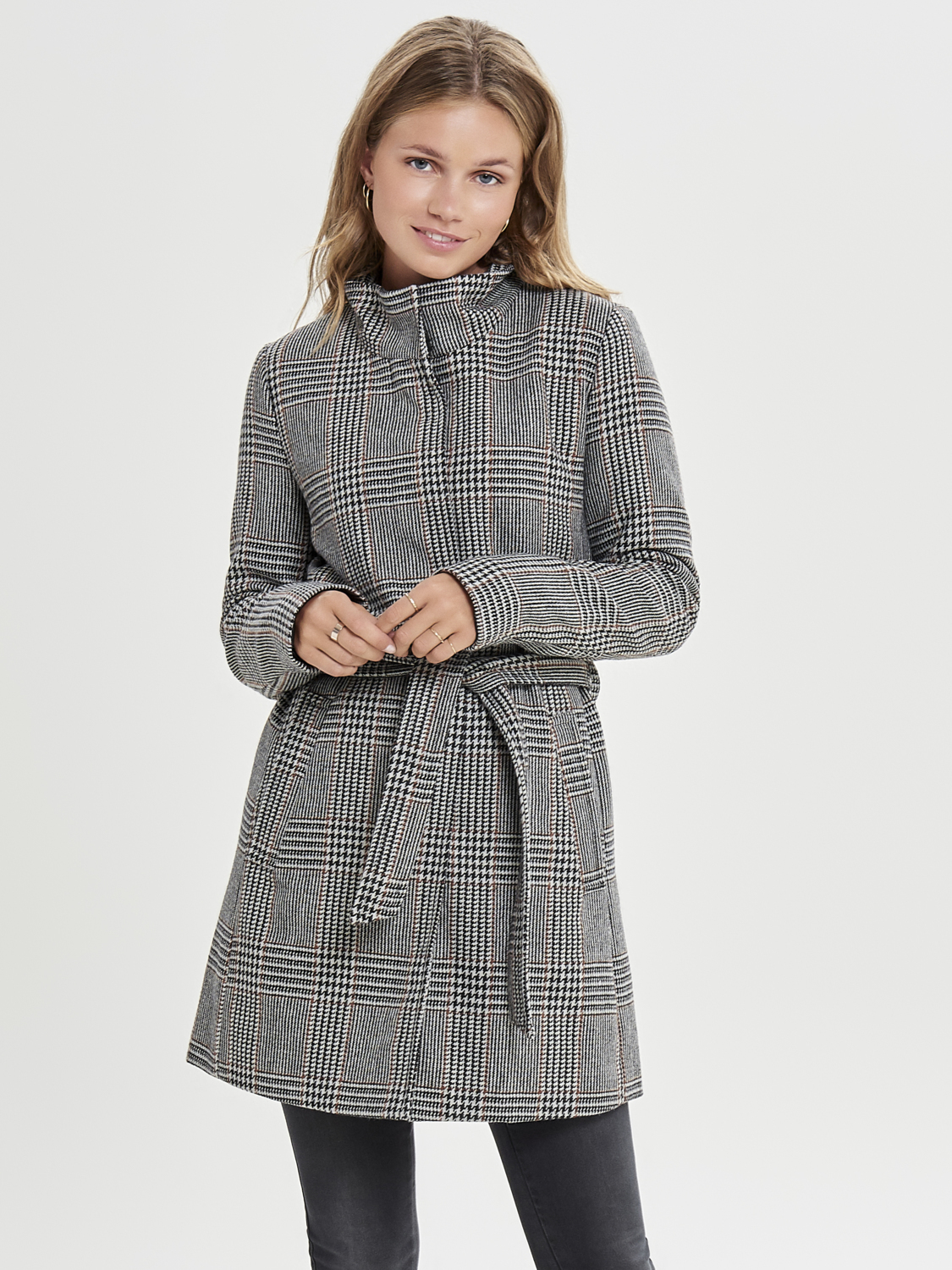 15161285-ASHLEY - Image 3